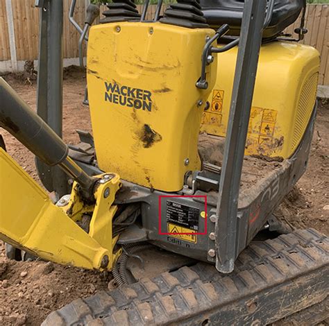 neuson mini digger spares